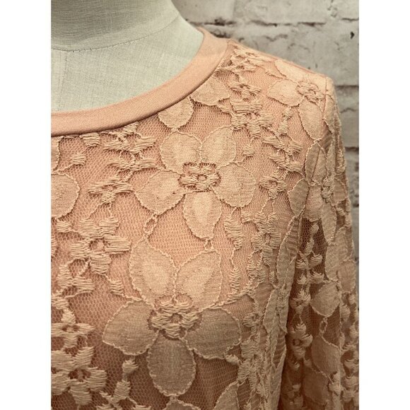 Adrianna Papell Womens Pullover Lace Shirt Long Sleeve Warm Blush Size Small NEW - Picture 2 of 5